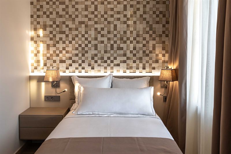 Room 7